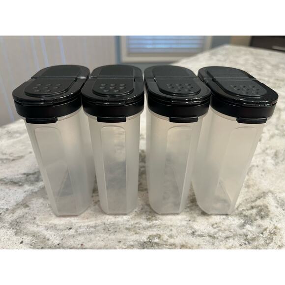 Tupperware Modular Mates Plastic Spice Shakers, set of 4 - Picture 3 of 7